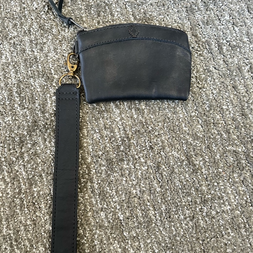 Nena and Co Black Leather Wristlet Coin Purse
